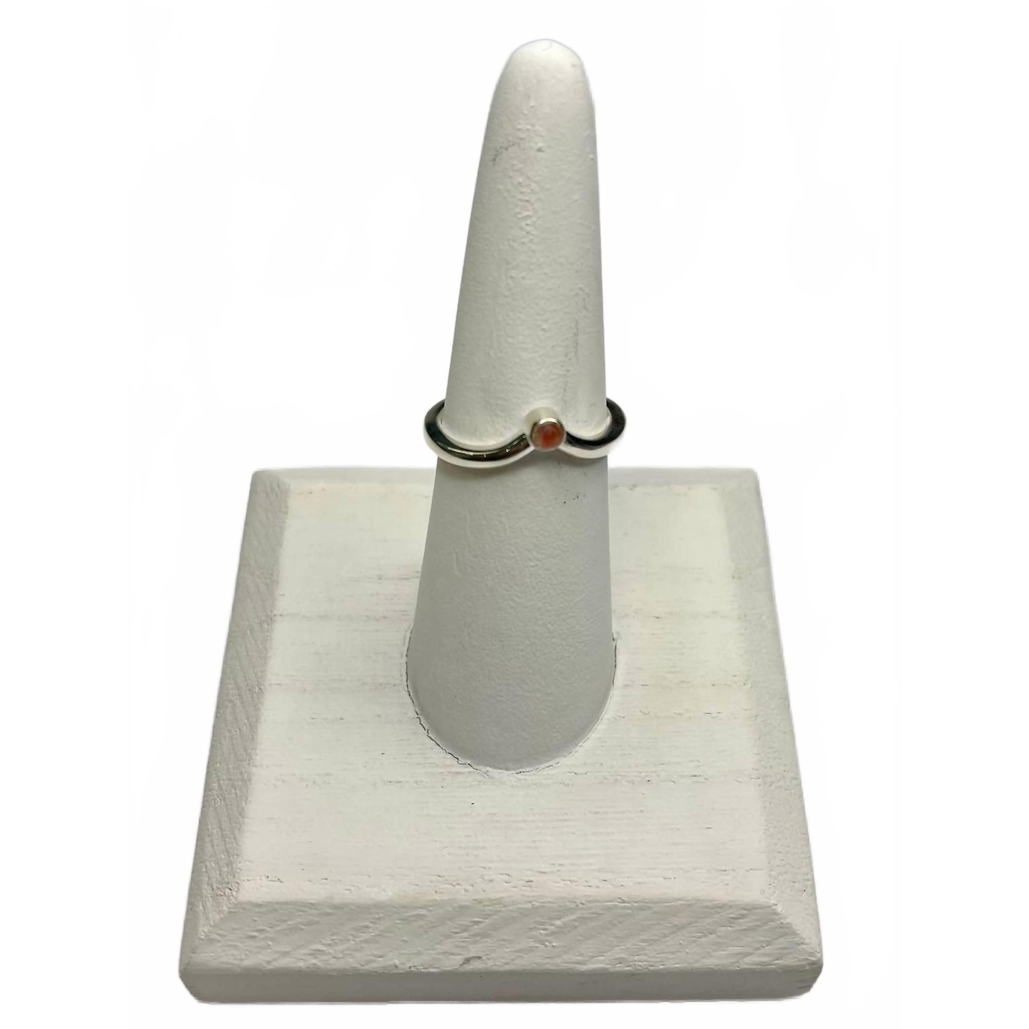 New Dune Jewelry Chevron Ring In Pink